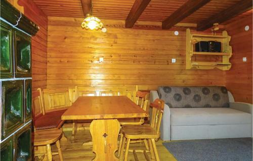 Three-bedroom Holiday Home In Smartno Pri Sl.gradcu