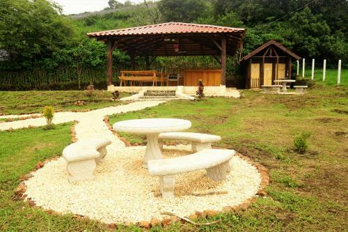 El Escondite de La Monta�a