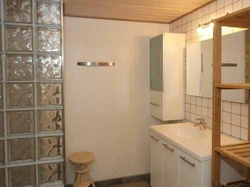 Four-bedroom Holiday Home In Henne 1
