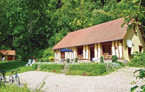 Two-bedroom Holiday Home In Saane Saint Just
