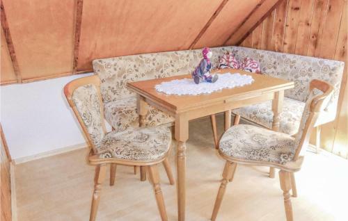 Two-bedroom Holiday Home In Auerbach/schnarrtanne
