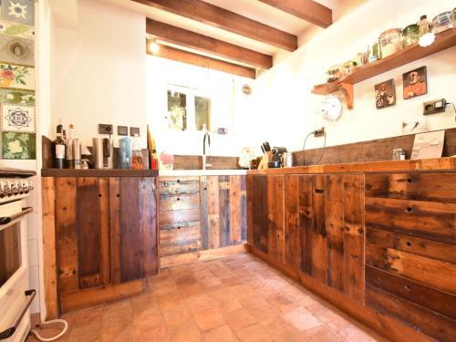 Spacious Farmhouse In Champallement Near Forest