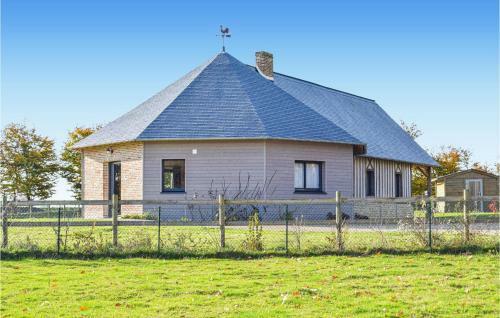 Three-bedroom Holiday Home In Hattenville