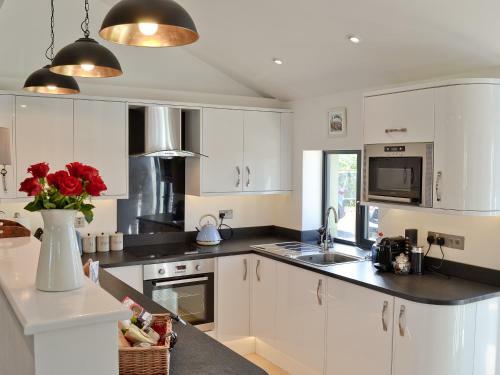Ty Isaf Cottage