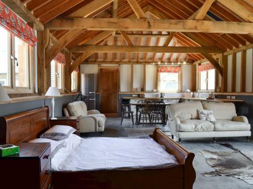 Little Barn