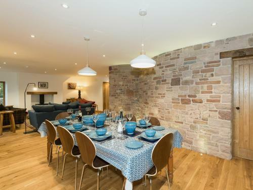 Coach House
