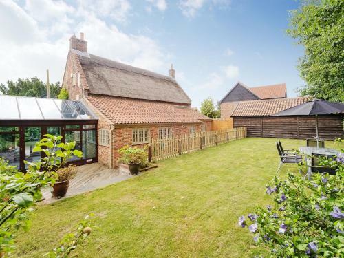 Low Farm Cottage