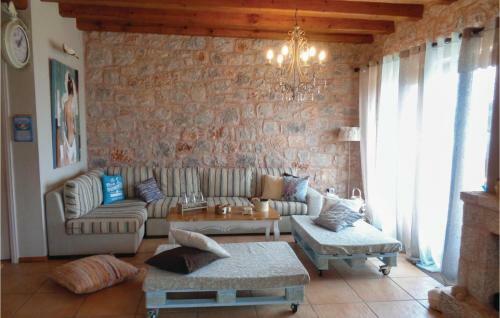 Four-bedroom Holiday Home In Poulithra