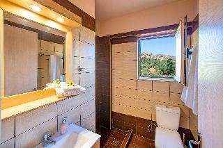 Aqua Blue Villas With Heated Pool