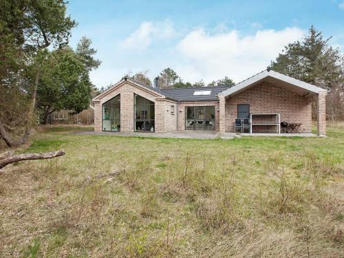 Four-bedroom Holiday Home In H�jby 2