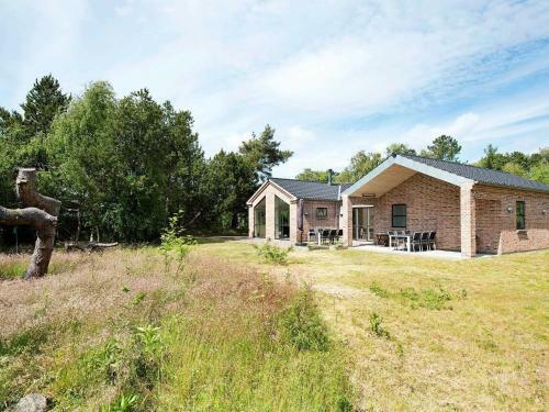 Four-bedroom Holiday Home In H�jby 2