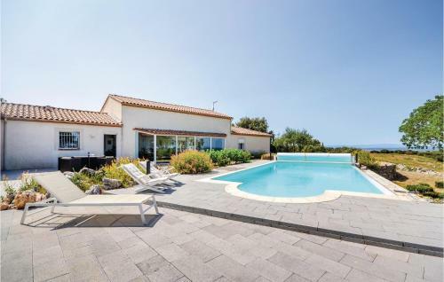 Five-bedroom Holiday Home In Poulx