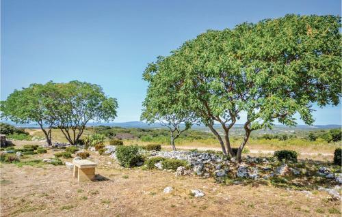 Five-bedroom Holiday Home In Poulx