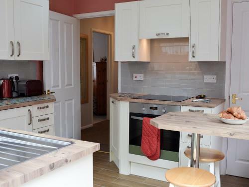 Hideaway Cottage