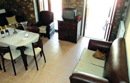 Two-bedroom Holiday Home In Paralio Astros