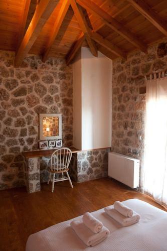 Hostal Levanta Guesthouse