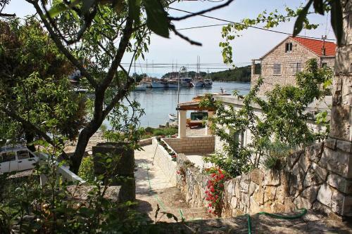 Apartment Pomena 10426b
