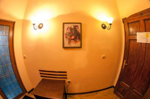 Hostal L'opera Guest House