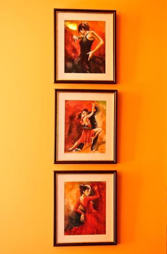 Hostal L'opera Guest House