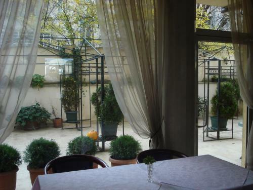 Kapri Hotel