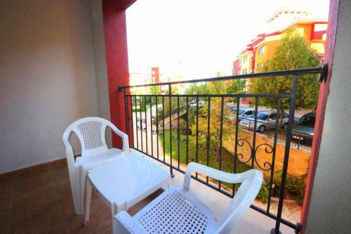 Menada Ravda Apartments