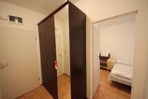 Menada Ravda Apartments