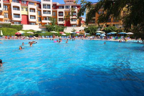 Menada Ravda Apartments