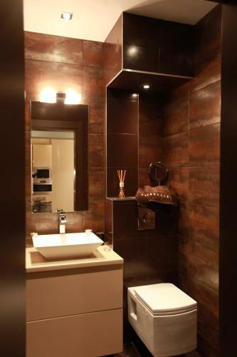 Brown Cottage Apartment