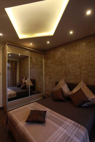 Brown Cottage Apartment