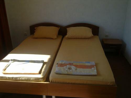 Hostal Dalia Guest House