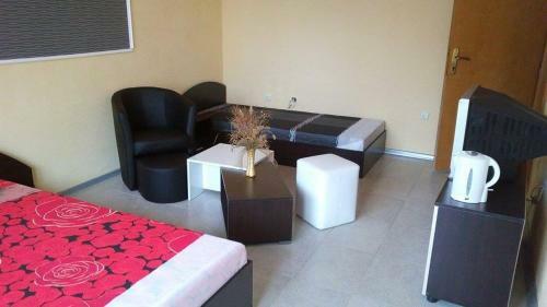 Hostal Dalia Guest House