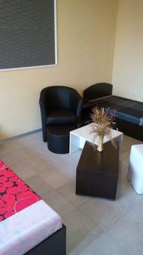 Hostal Dalia Guest House