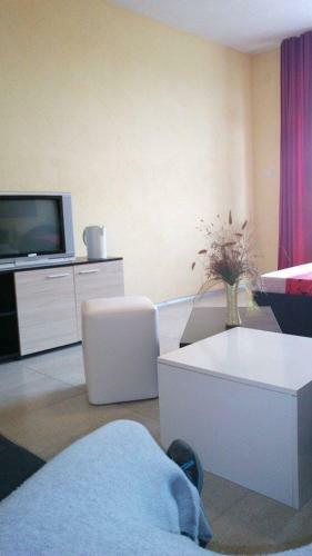 Hostal Dalia Guest House