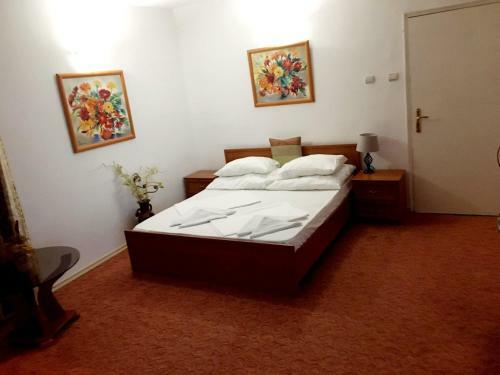Peter Hotel