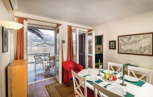 Two-bedroom Holiday Home In Njivice