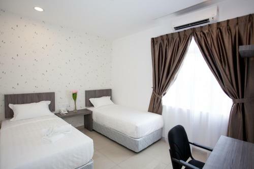 Twenty Nine Hotel