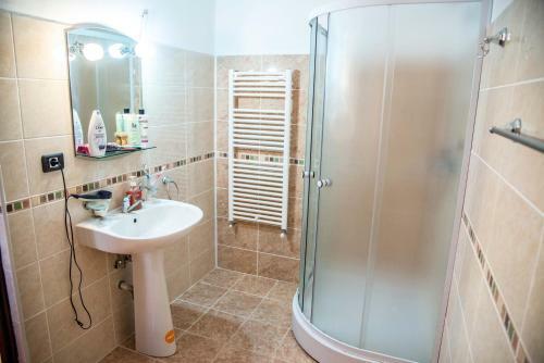 Hostal Pensiunea Ingrid