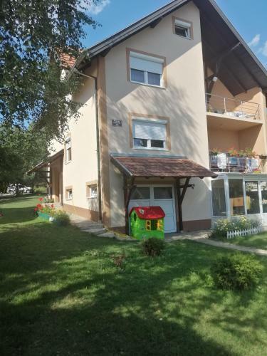 Apartments Bozovic