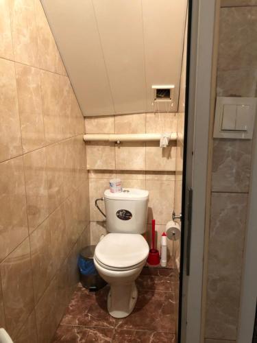 Hostal Guest House On Oktyabrskaya 93