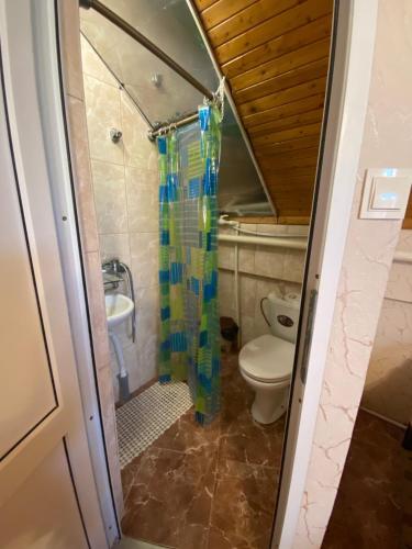 Hostal Guest House On Oktyabrskaya 93