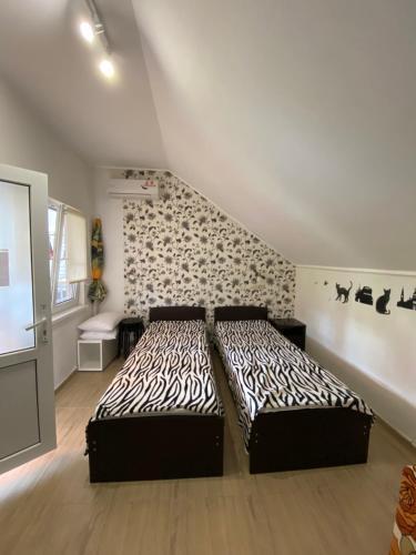 Hostal Guest House On Oktyabrskaya 93