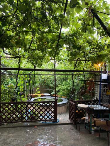Hostal Guest House On Oktyabrskaya 93