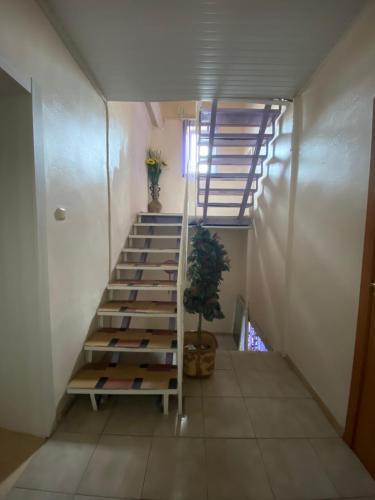 Hostal Guest House On Oktyabrskaya 93