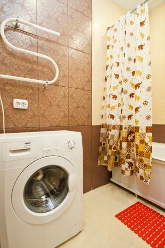 Surgut Apartments Tyumenskiy Trakt 8/56