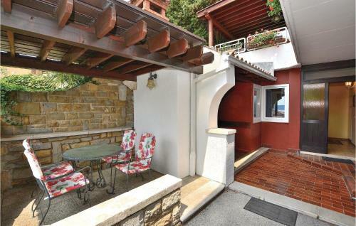 Two-bedroom Apartment In Portoroz