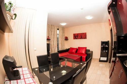 Aparthotel Gallery Suites