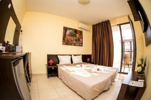 Aparthotel Gallery Suites