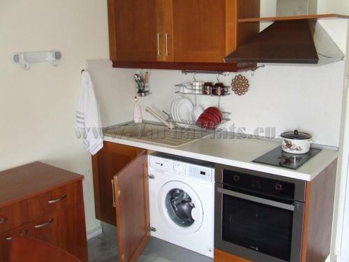 Hostal Asparuhov Guest Rooms And Apartments