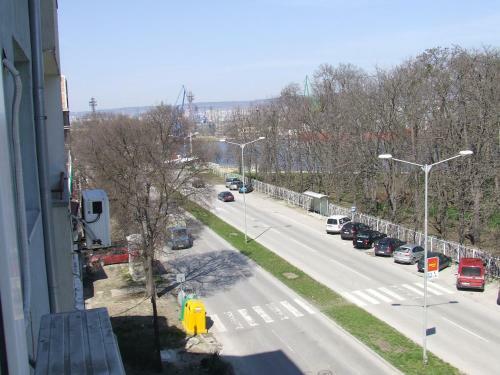 Hostal Asparuhov Guest Rooms And Apartments