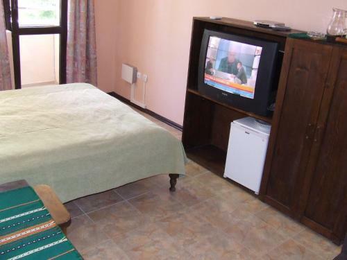 Hostal Asparuhov Guest Rooms And Apartments